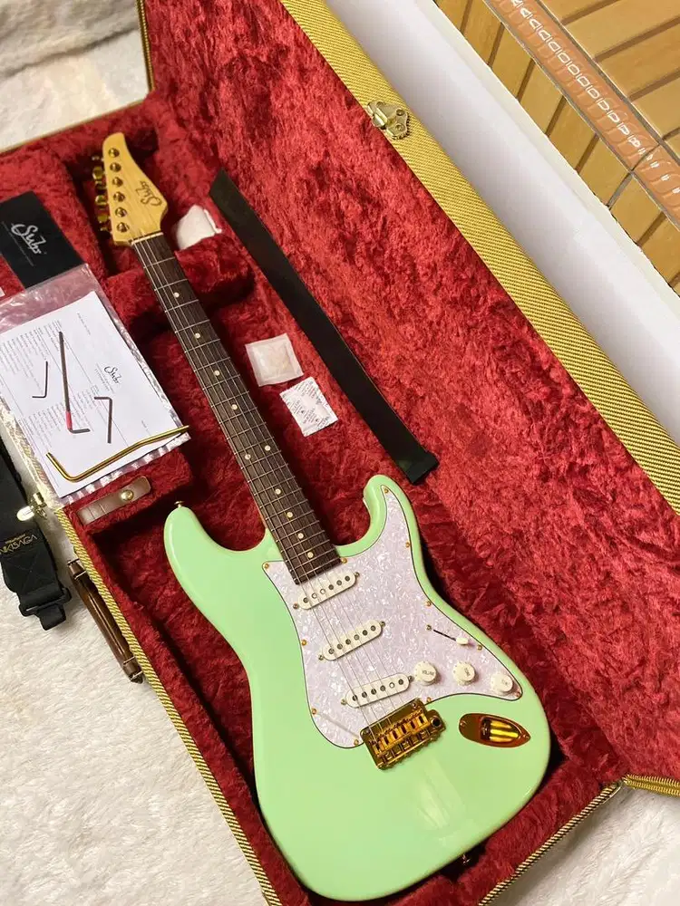 Suhr Classic Pro Surf green original