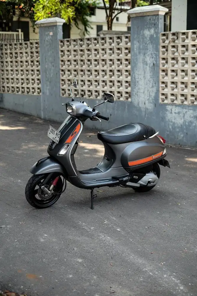 VESPA S 125 IGET 2022 ABU DOFF TERMURAH