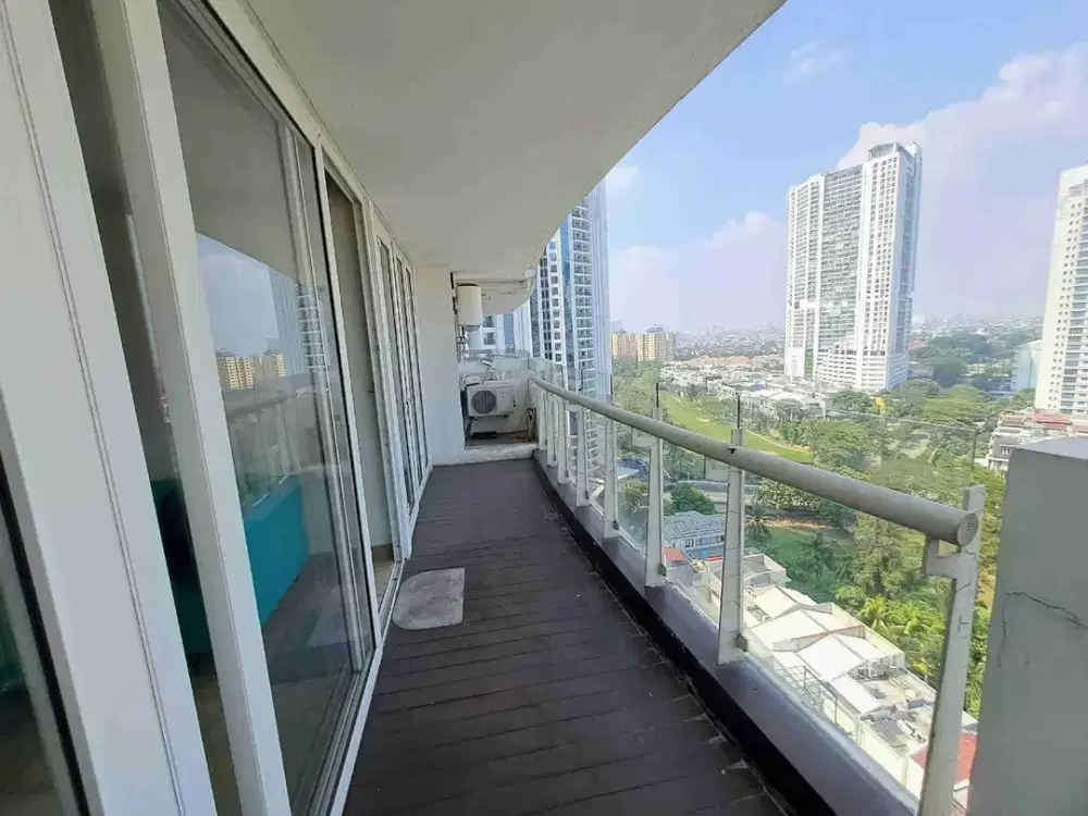 Springhill Kemayoran 1BR 73m2 Dekat Prj View Golf Shm Private Lift