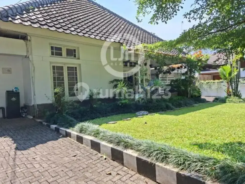 Dijual Rumah di Jalan Tengku Angkasa Bandung