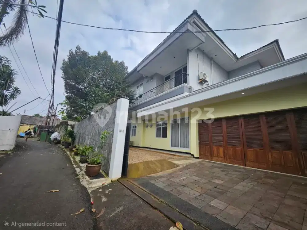 Sewa Rumah Full Furnished Ampera Akses Bagus
