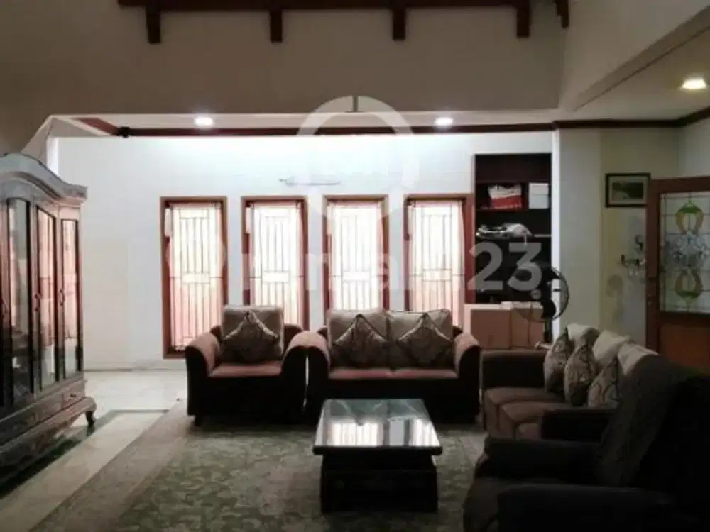 Jual Rumah Pejaten Raya Dibawah Harga NJOP Dapat Tanah Besar
