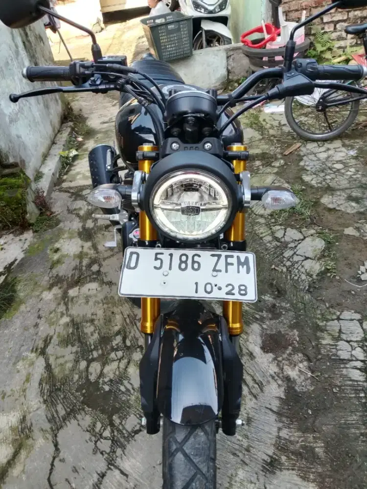 motor xsr  tahun 2023