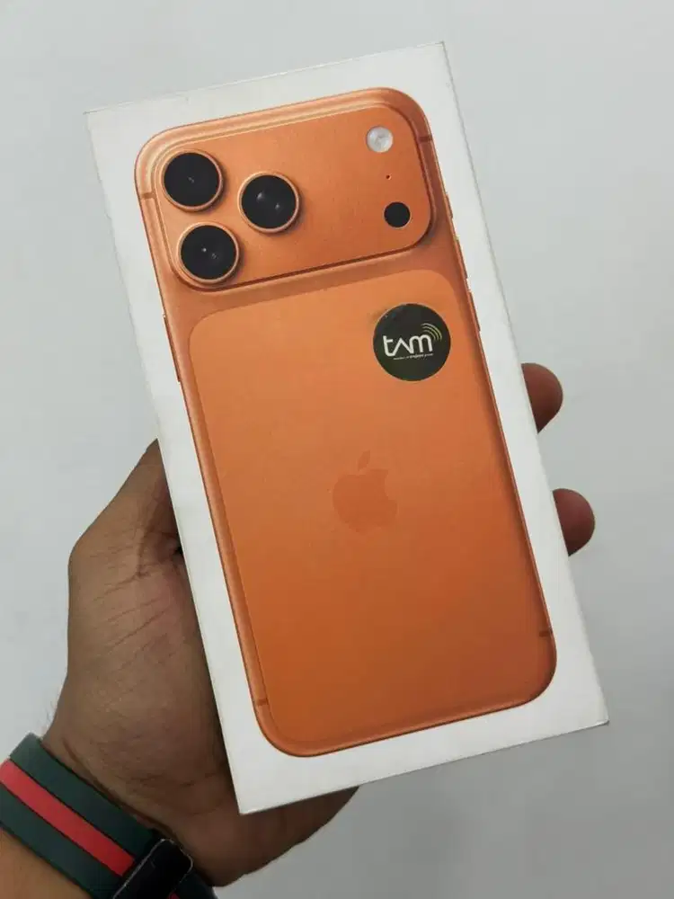iphone 17 promax 256gn cosmic orange segel box