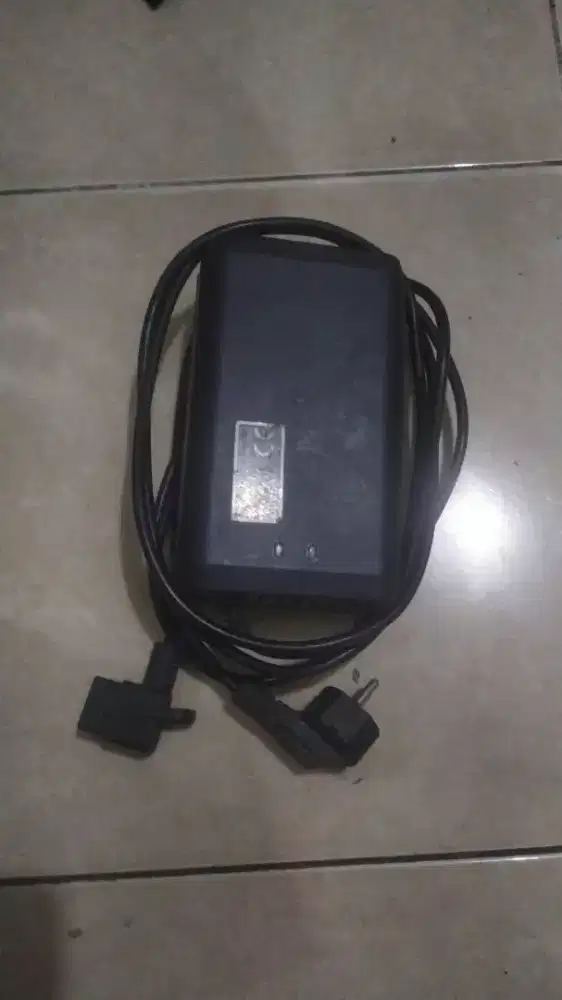 Home charger molis Volta 401 original.