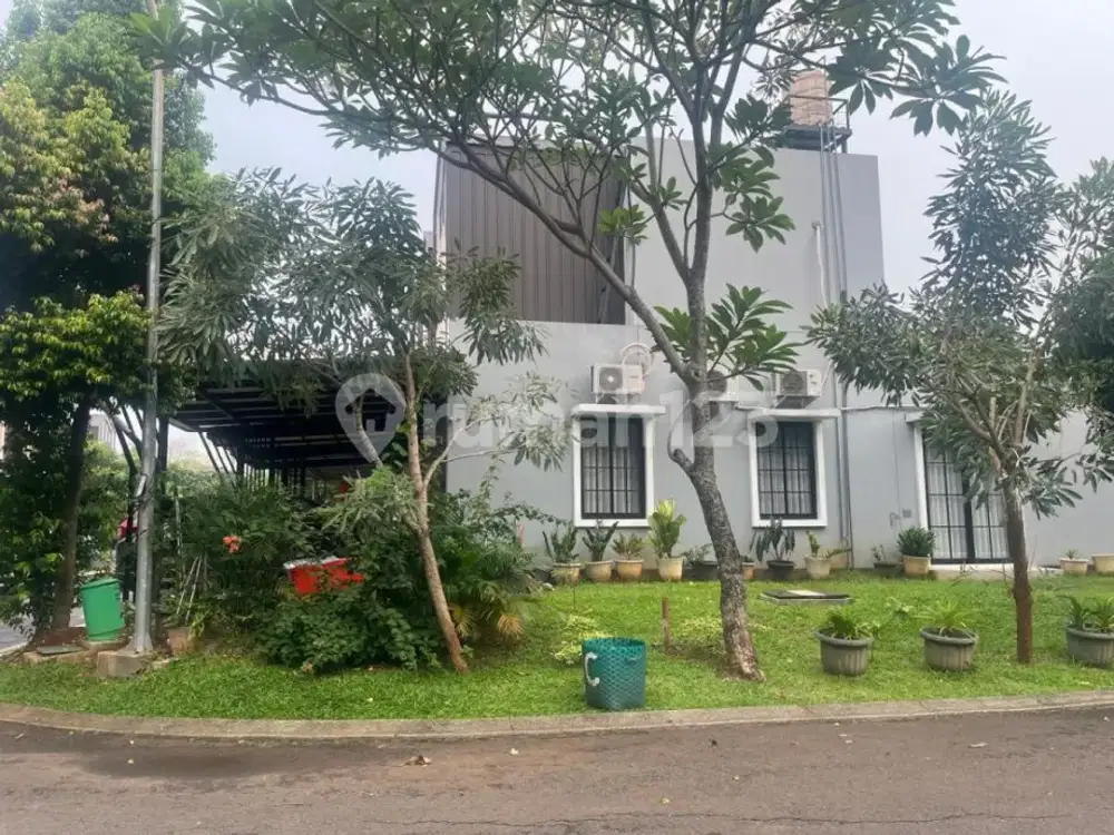 Dijual Rumah Mewah Castillo BSD City