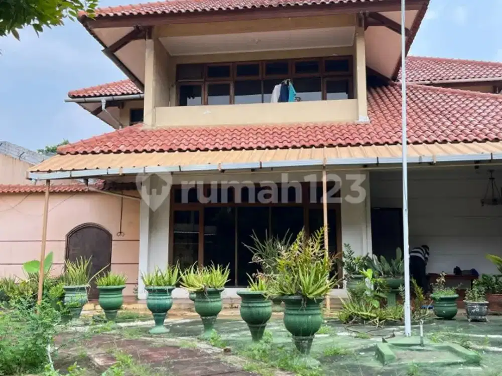 Rumah Lama Terawat, LT 1221 M2, Aup Barat, Pasar Minggu