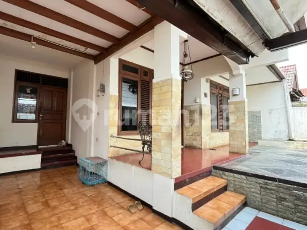 Rumah Siap Huni 2 Lantai LT 170, LB 200 di Cinere