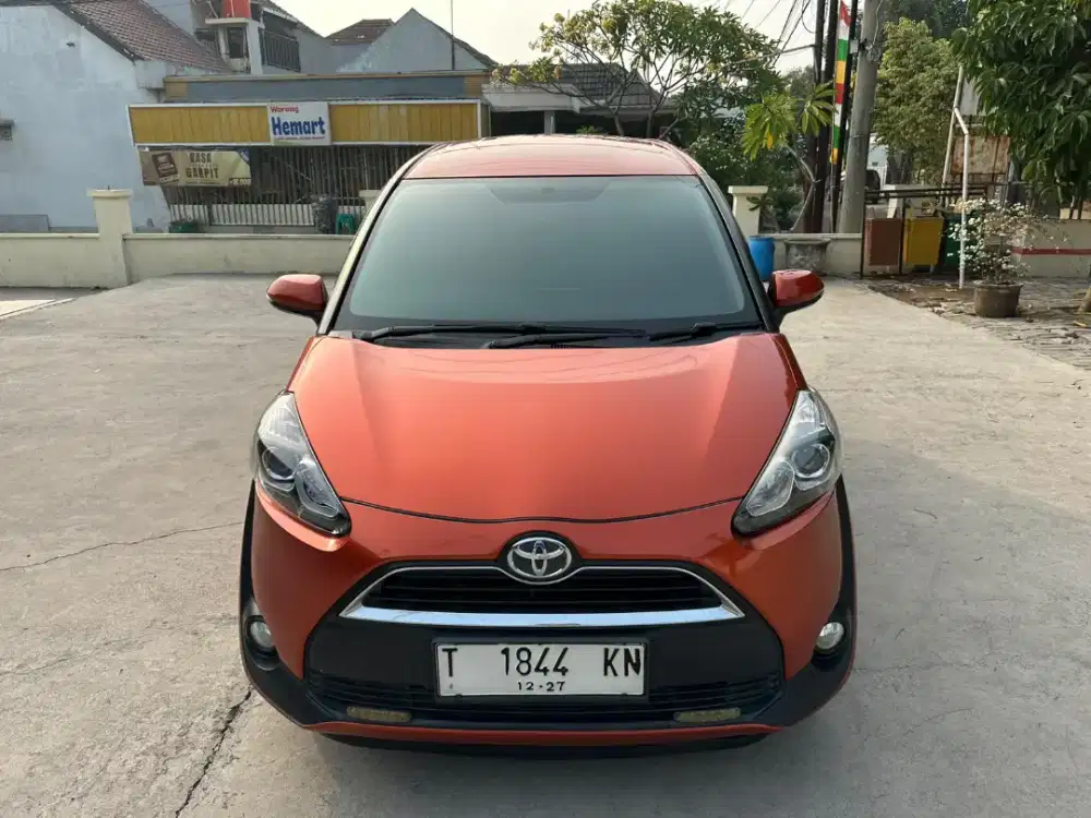 Sienta 2016 AT 130jt Cash