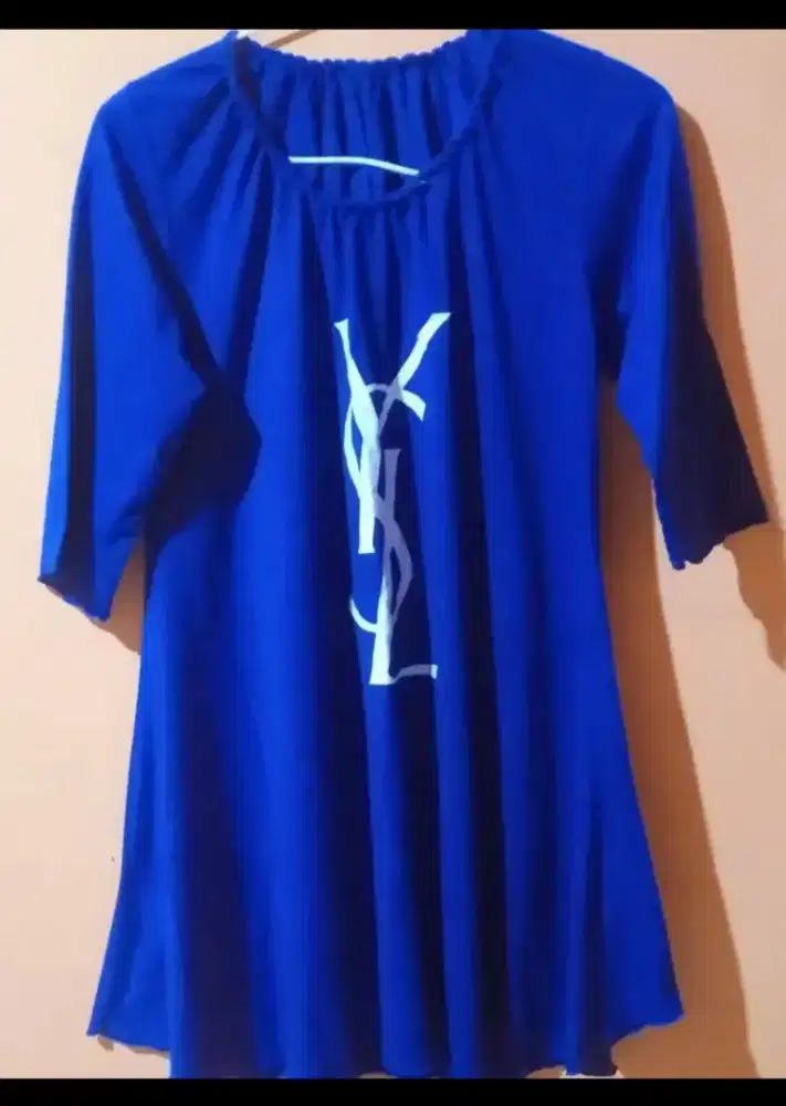 Baju Wanita Cantik