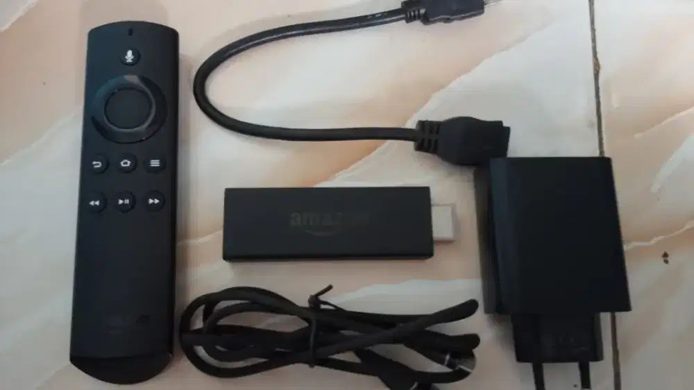 STB AMAZON FIRE STICK -  LUNA VOICE ASSISTANT