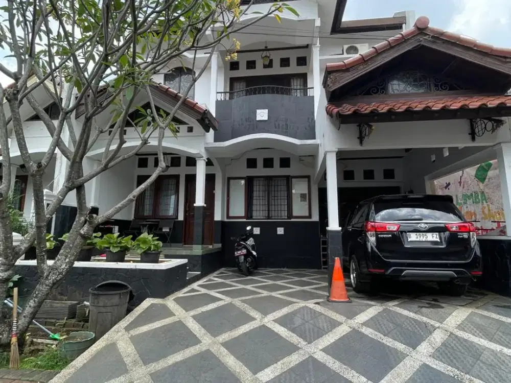 Rumah Elite Pesona Khayangan Depok Full Furnished