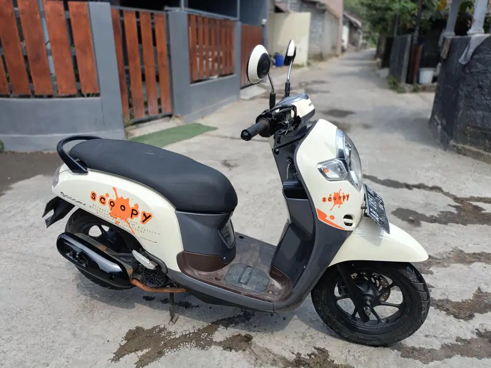 Honda Scoopy th 2017