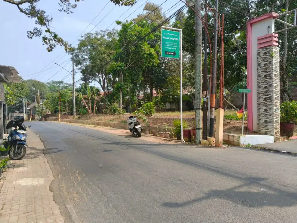 Tanah datar di ampel gading barat UNNES gunungpati