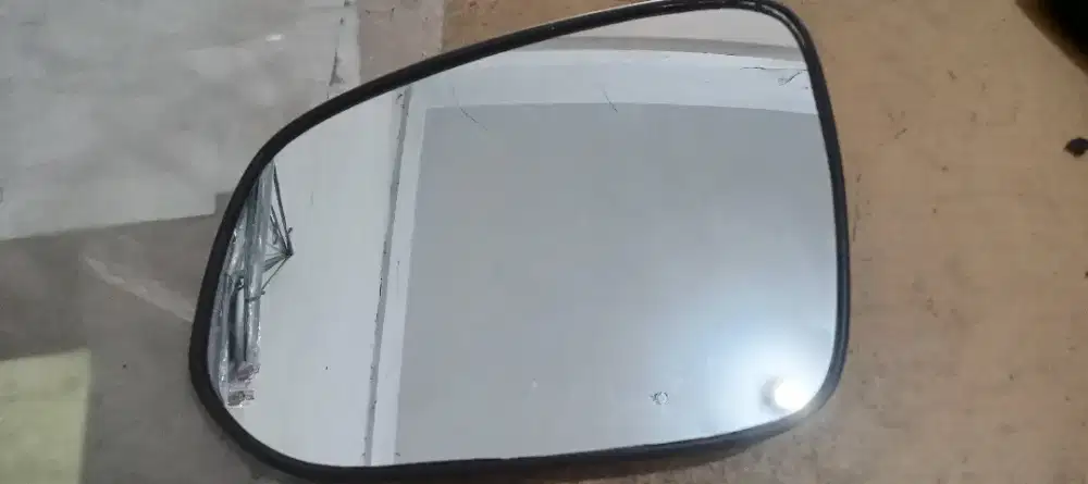 Kaca spion innova reborn zenix