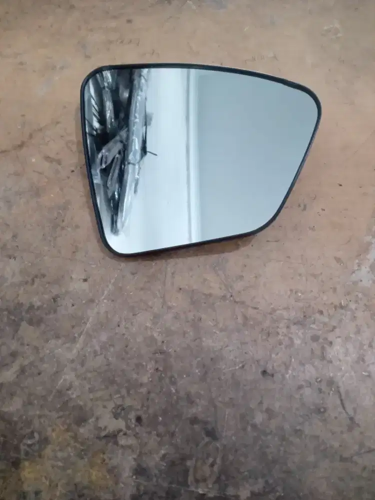 Kaca spion avanza xenia rush terios agya ayla