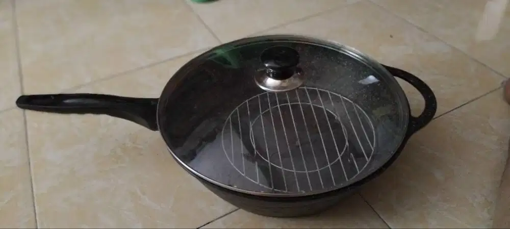 Frypan bahan marbel tebal berlapis anti lengket