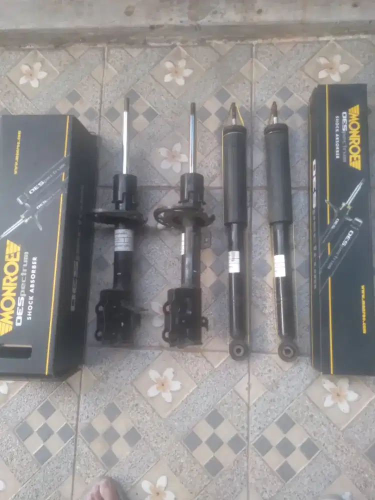 Shock Absorber Suzuki Ertiga 2020