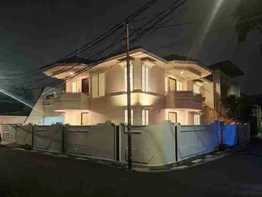 rumah baru tanah 400 meter siap huni komplek duren sawit Jakarta Timur