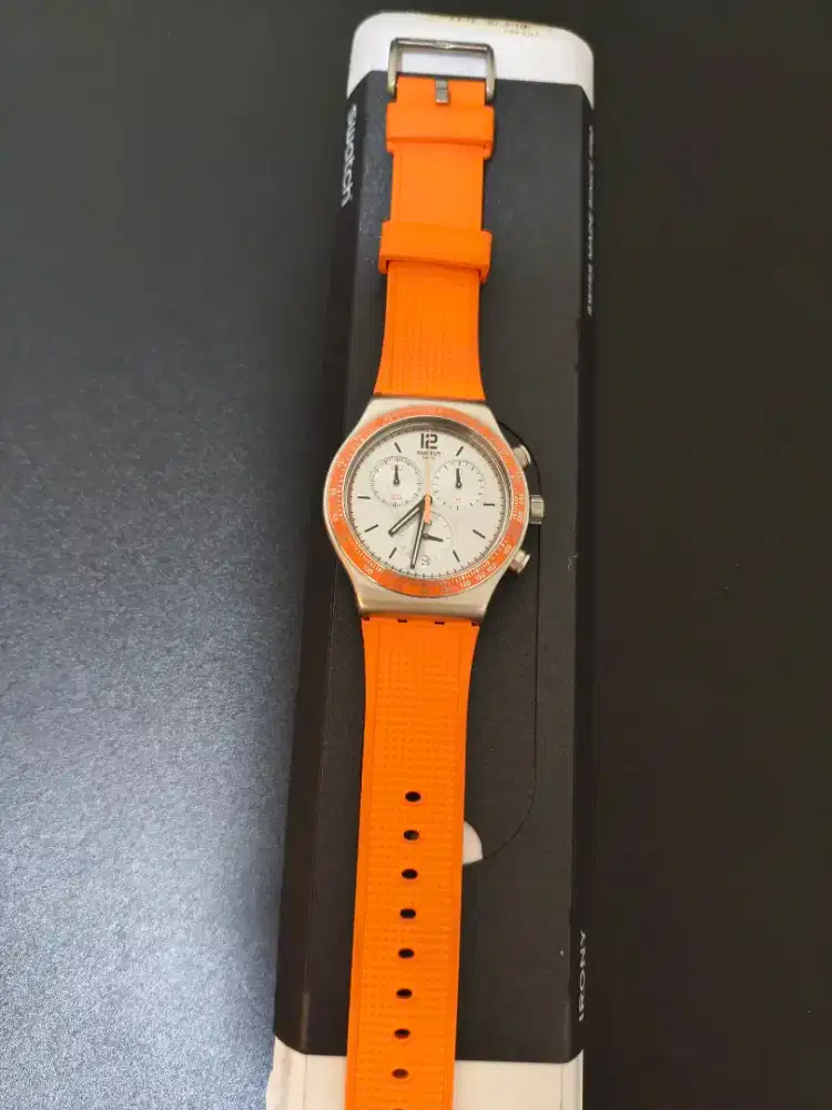 Dijual Jam Tangan Swatch Original Tipe YVS483