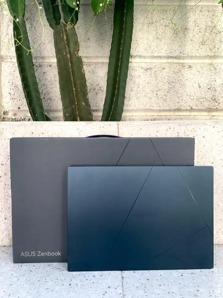 Laptop Asus Zenbook 14 OLED UX3402ZA