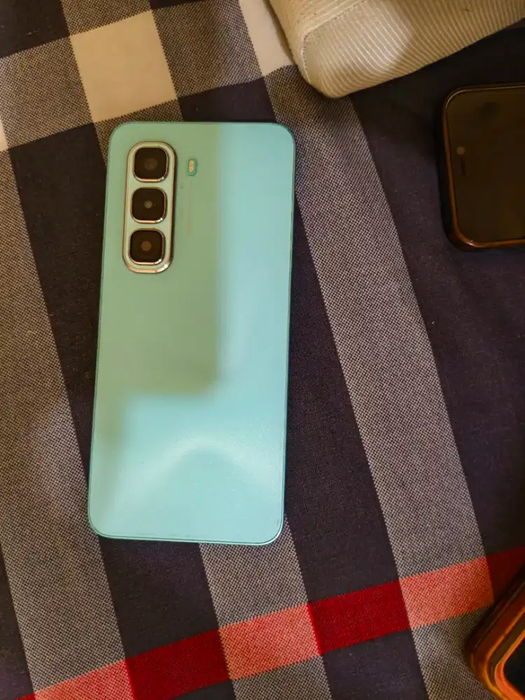 Infinix hot 50 pro 8 / 256