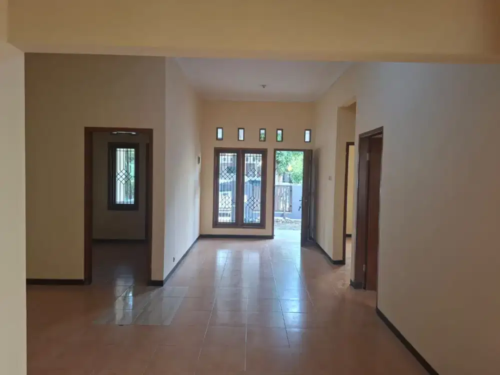 Disewakan rumah Di Ngaliyan bebas banjir