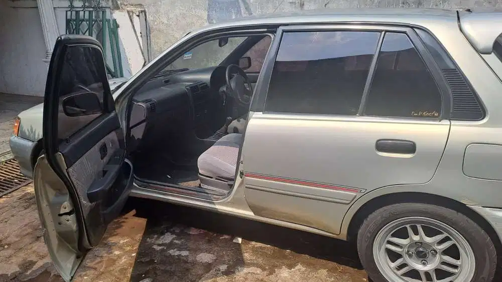 Toyota Starlet 1997,silver, 1300cc