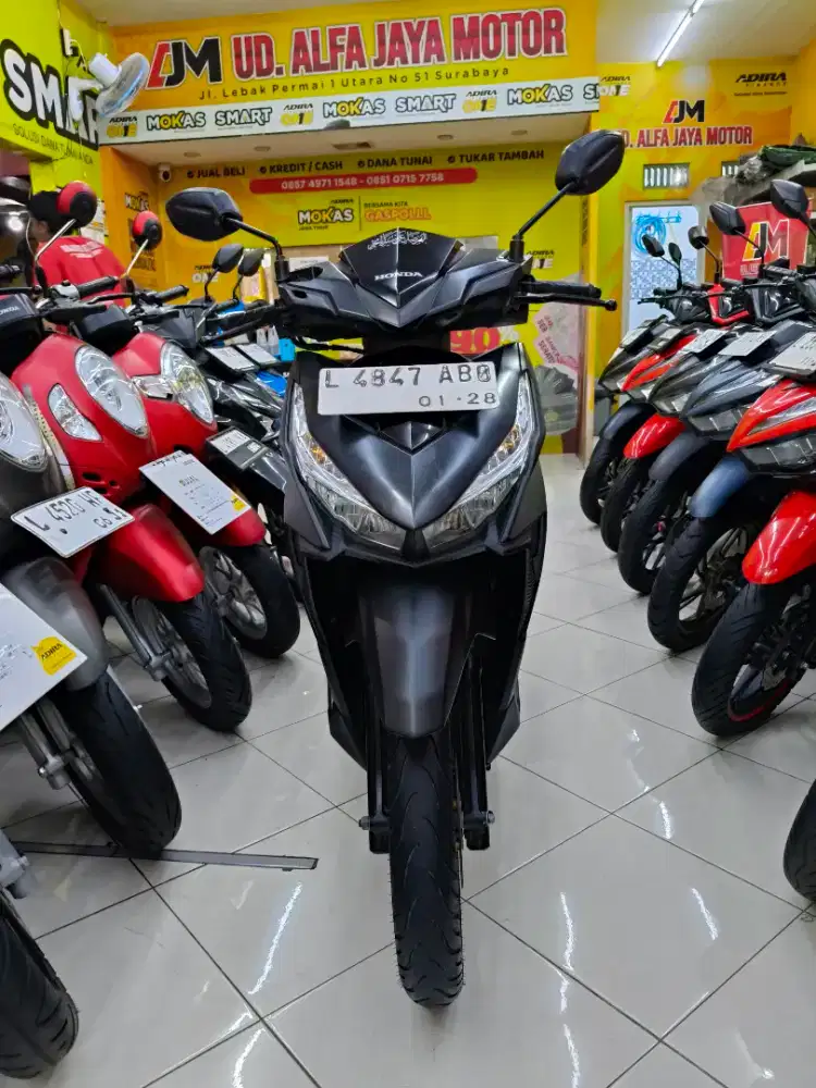 Terlaris* New Vario 150 Th 2017 exclusif