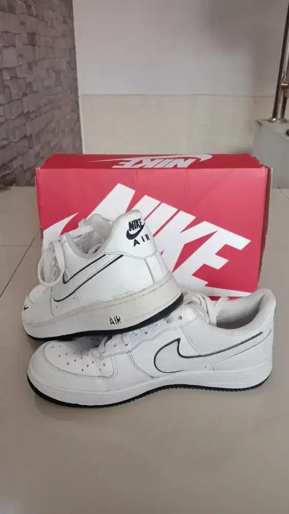 Nike White Casual 42