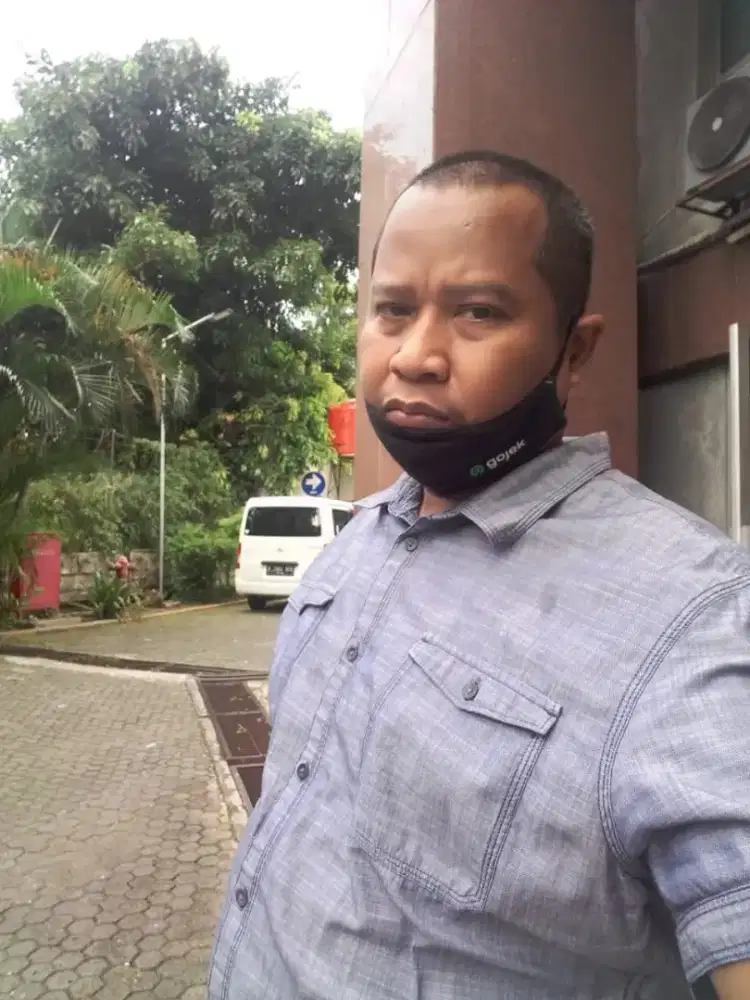 Mencari lowongan pekerjaan