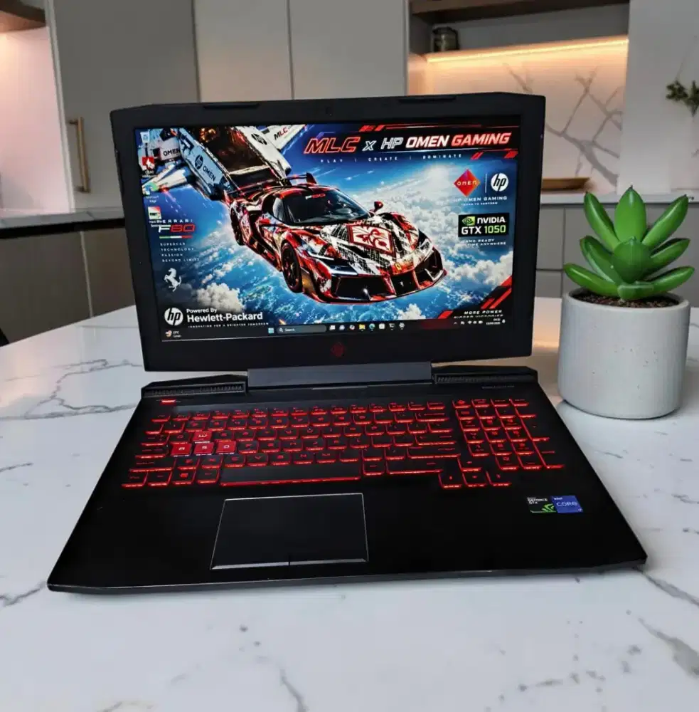 Laptop HP OMEN RAM 16Gb Core i7 SSD 512Gb NVIDIA GTX 1050 DUAL VGA