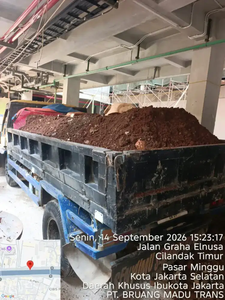 Jasa buang puing dan buang sampah