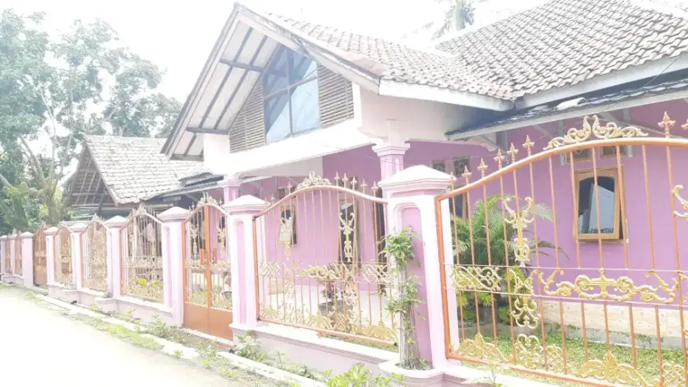 Dijual Rumah Nyaman Lokasi Strategis