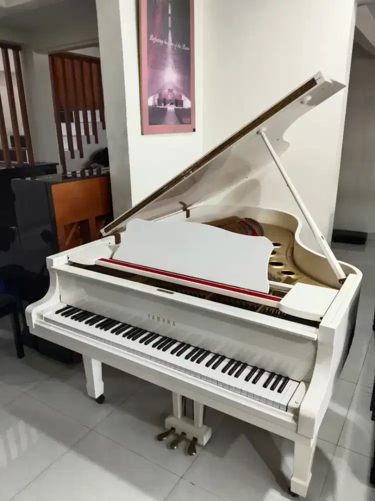 Piano Yamaha Grand G5 E Japan