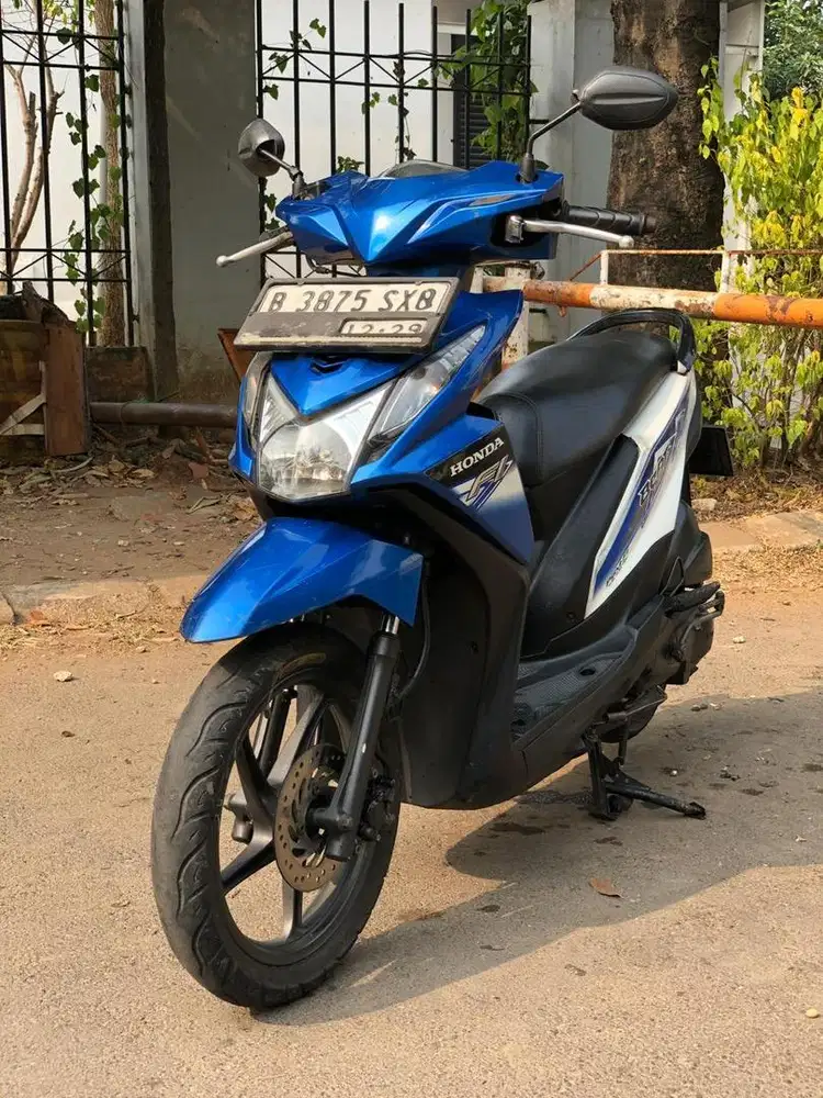 DIJUAL HONDA BEAT FI 2013