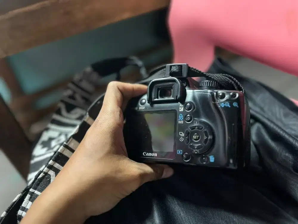 jual kamera canon 1000D
