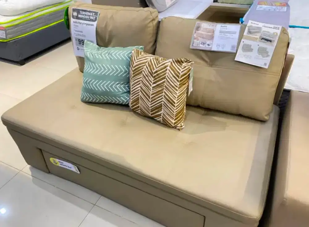 Sofa 2s + Penyimpanan Murah Bisa Nego