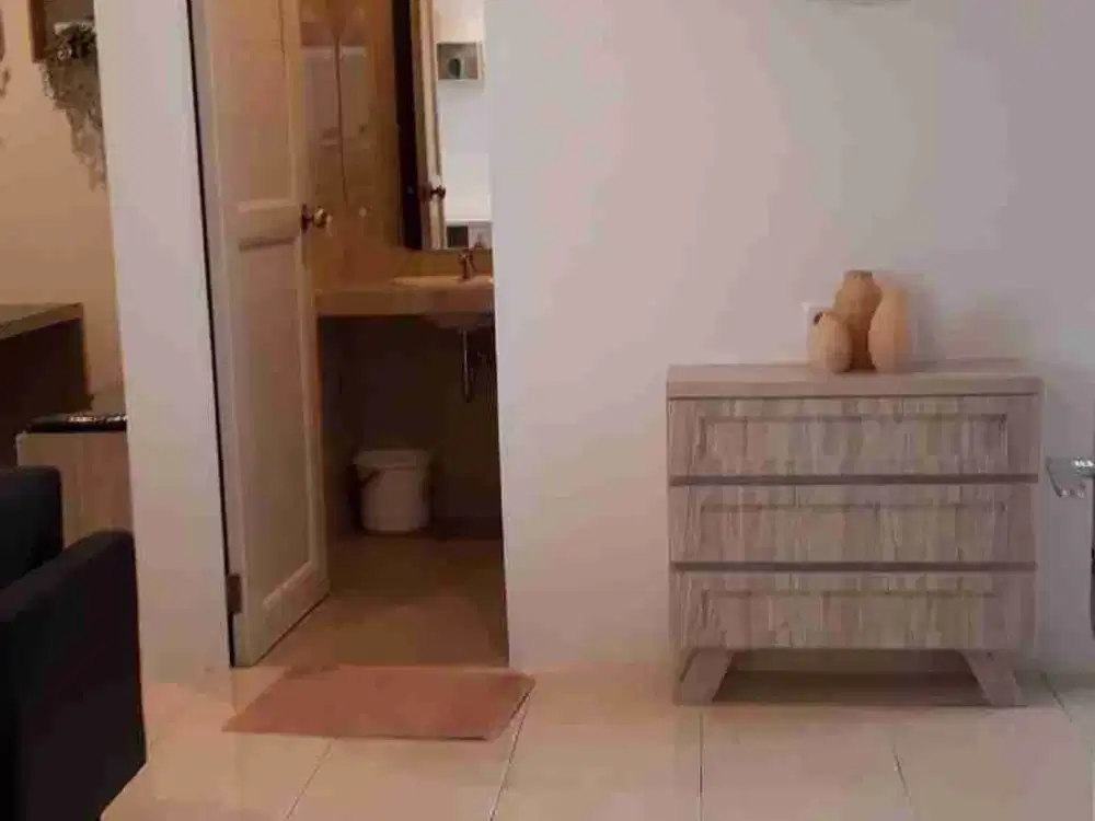 Townhouse Taman Ayu lantai 2 di lippo karawaci