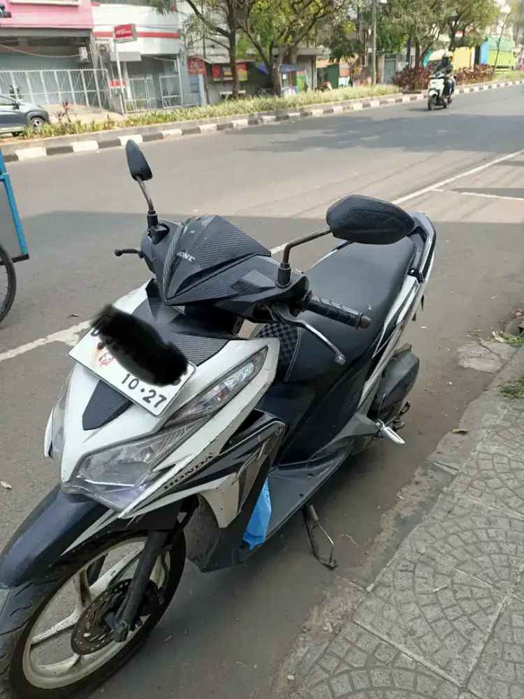 D jual motor vario cbs thn 2012 surat2 lngkap