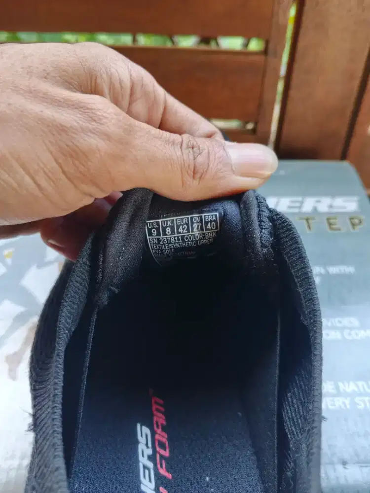 Baru Skechers 42