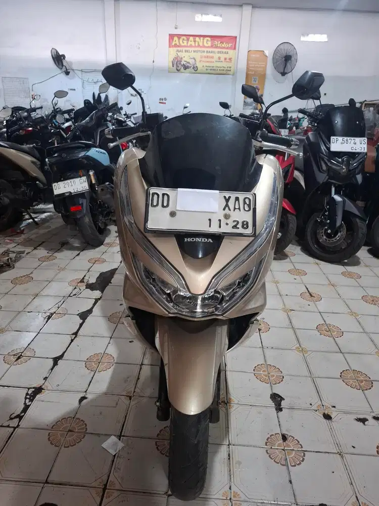 Honda PCX 150cc 2018 Gold