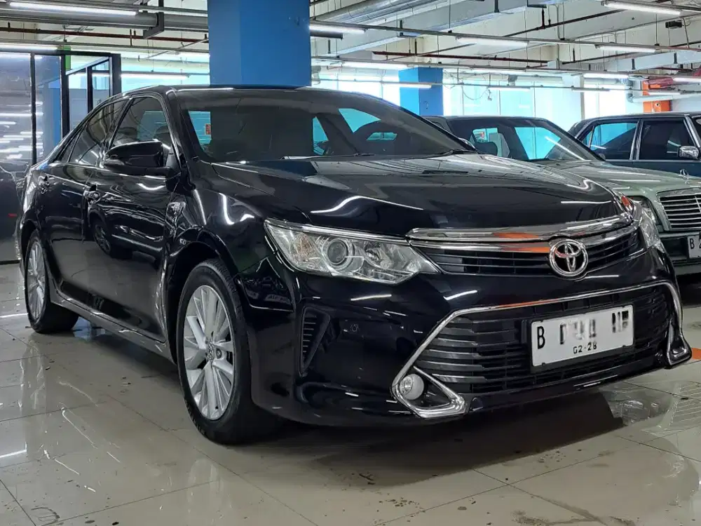 Toyota camry 2.5 V 2018 TT camry 2017