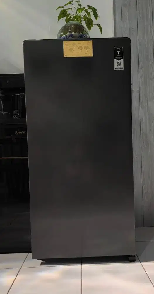 kulkas 1 pintu AQUA AQR- D205 Like NEW