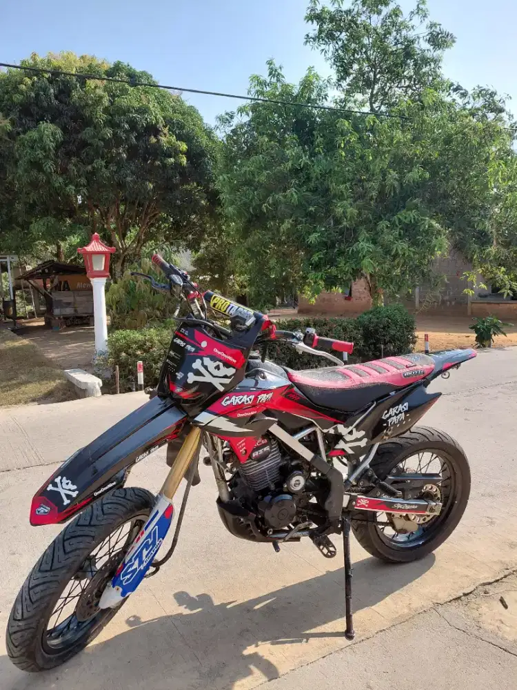 Motor klx 2015 modif supermoto