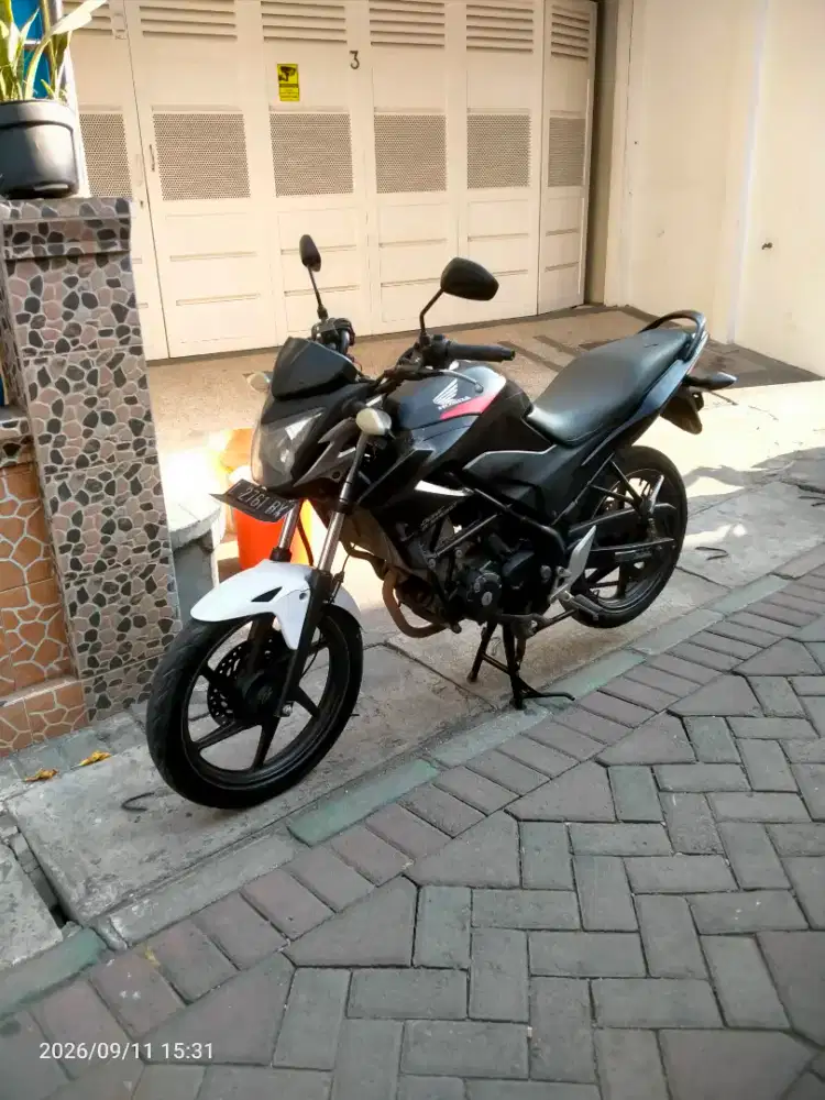 Cb 150R lengkap murah