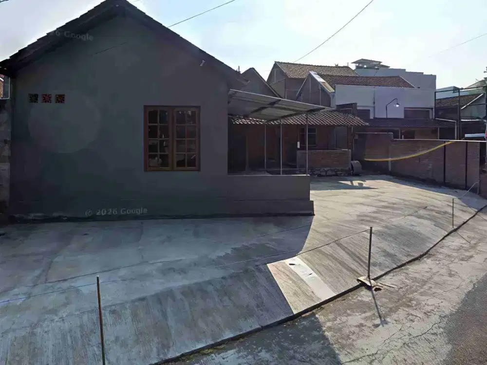 Tanah premium bonus bangunan pinggir jalan aspal mepet kampus UMY