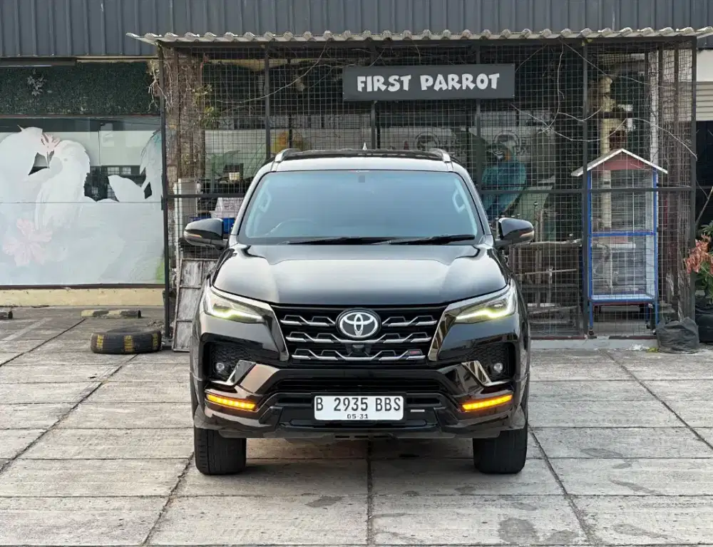 Fortuner VRZ TRD 2.4 2021 Hitam