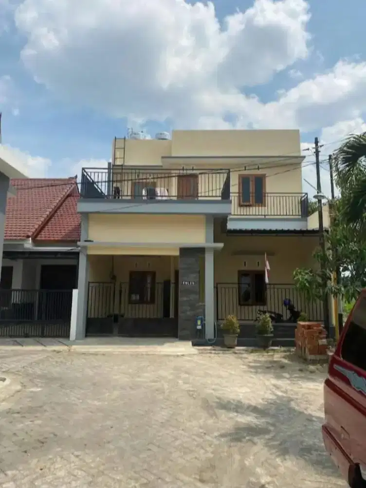Jual Cepat Rumah Kost Cewek 9 Kamar tidur 9 Kamar Mandi dalam