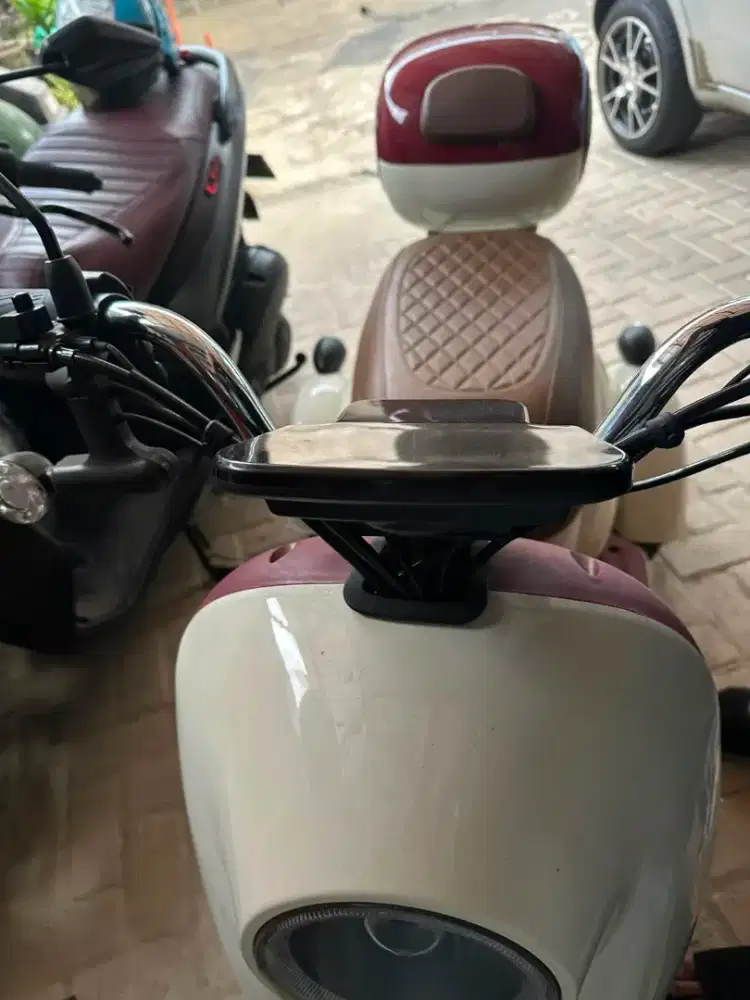DIJUAL SEPEDA LISTRIK RODA TIGA PACIFIC CROSSER VX